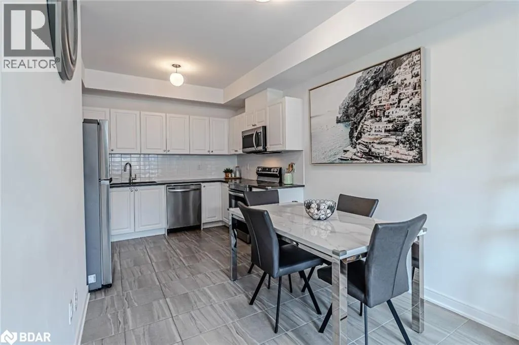 25 RED MAPLE LANE