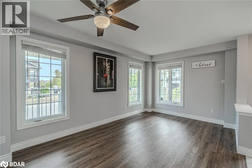 42 SUCCESSION Crescent