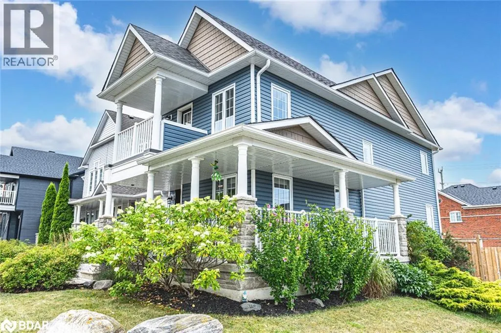 42 SUCCESSION Crescent