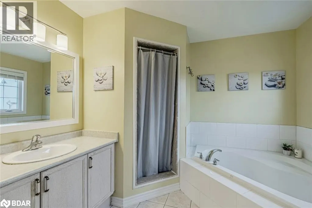 42 SUCCESSION Crescent