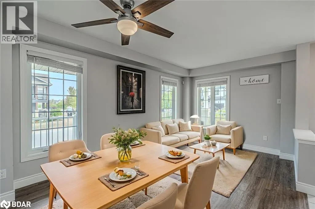42 SUCCESSION Crescent