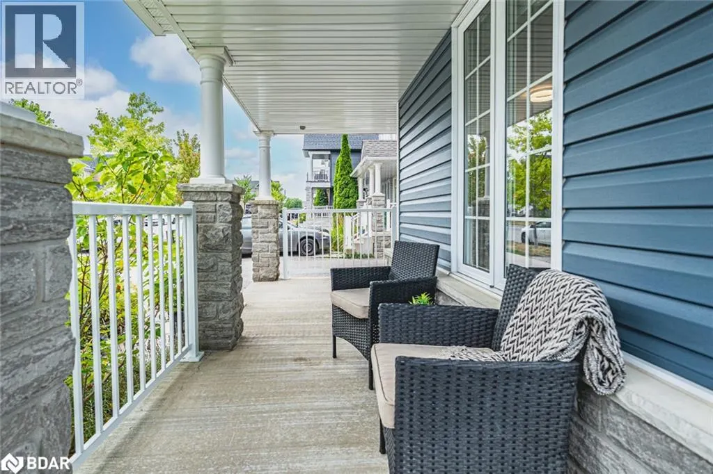 42 SUCCESSION Crescent
