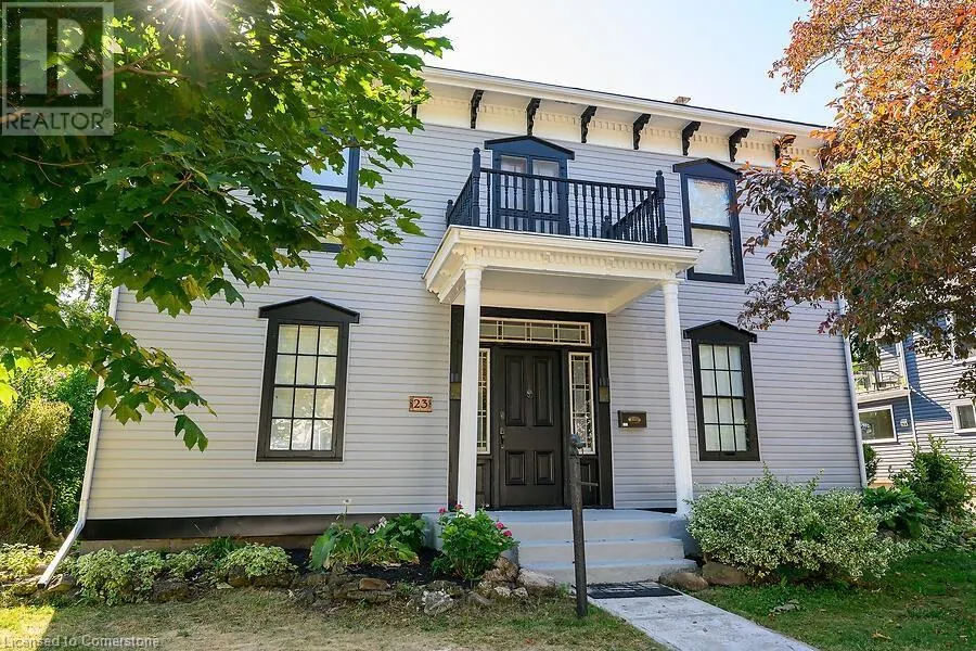 23 MOUNTAIN Street