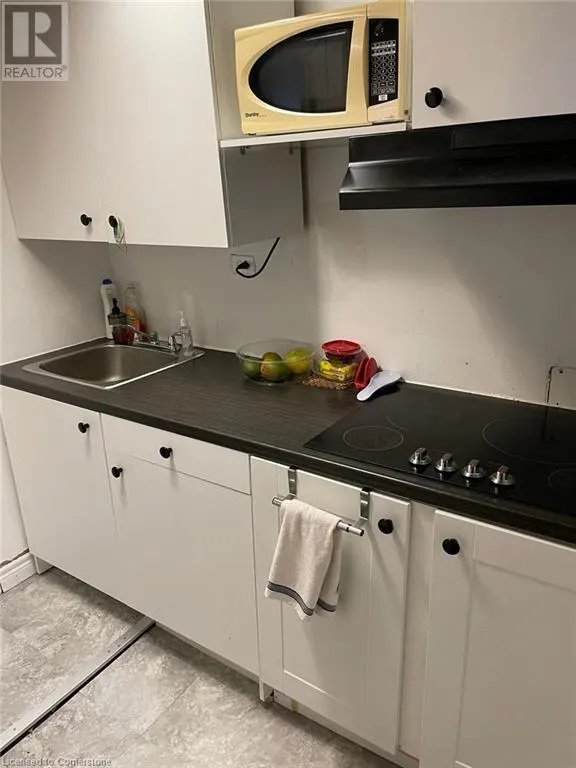 988 PROSPERITY Court
