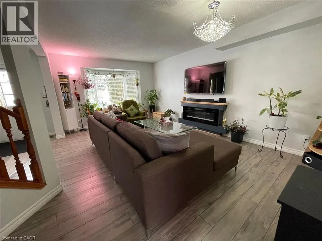 988 PROSPERITY Court