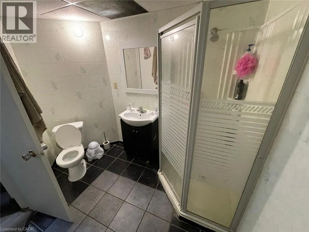 988 PROSPERITY Court