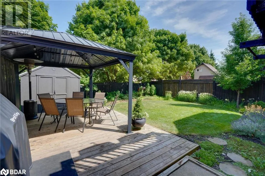 12 DUNNETT Drive