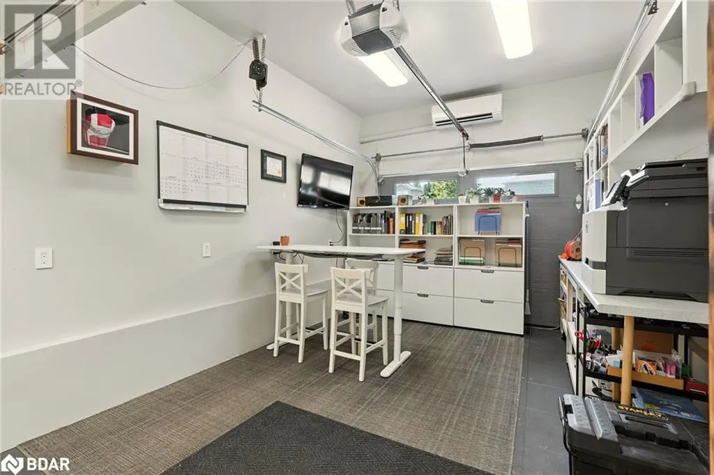 12 DUNNETT Drive