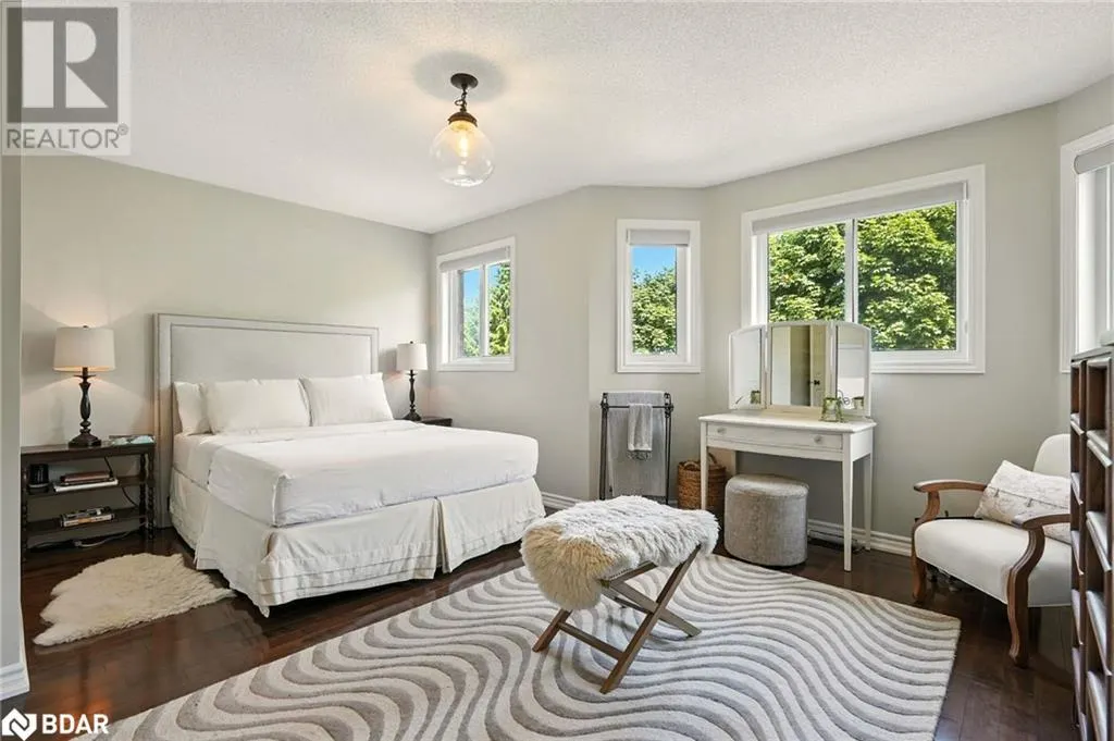12 DUNNETT Drive
