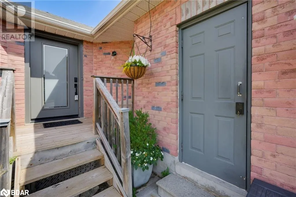12 DUNNETT Drive