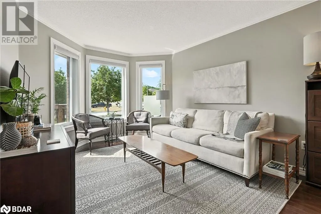 12 DUNNETT Drive