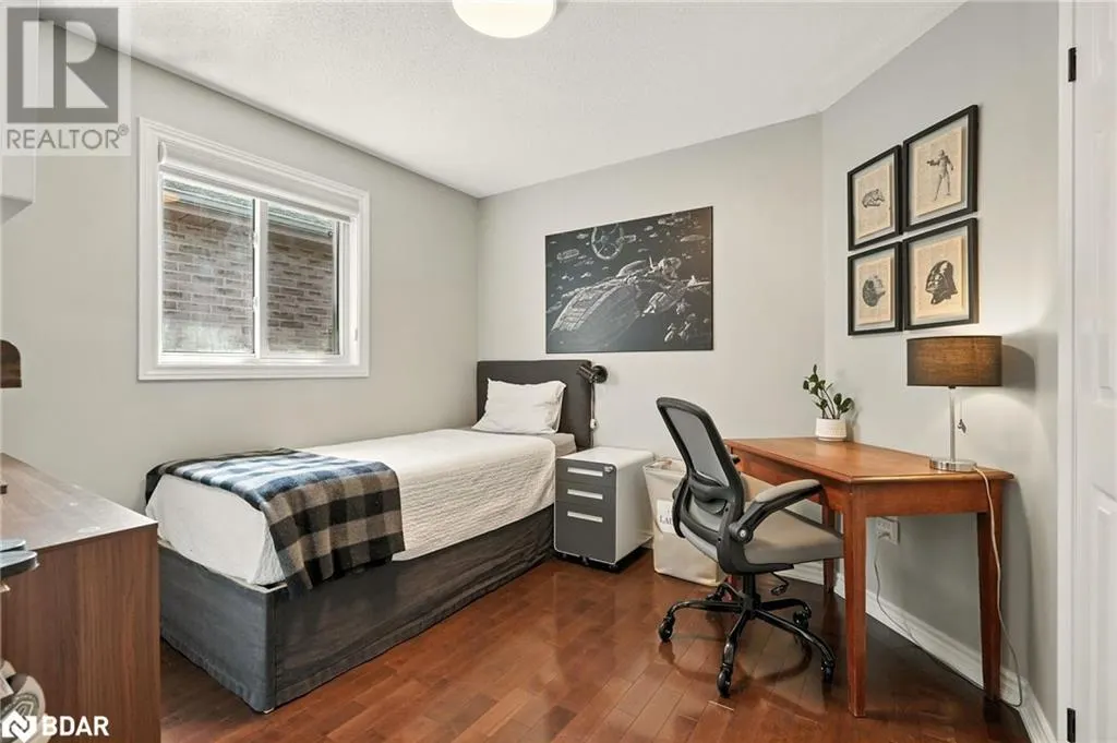 12 DUNNETT Drive