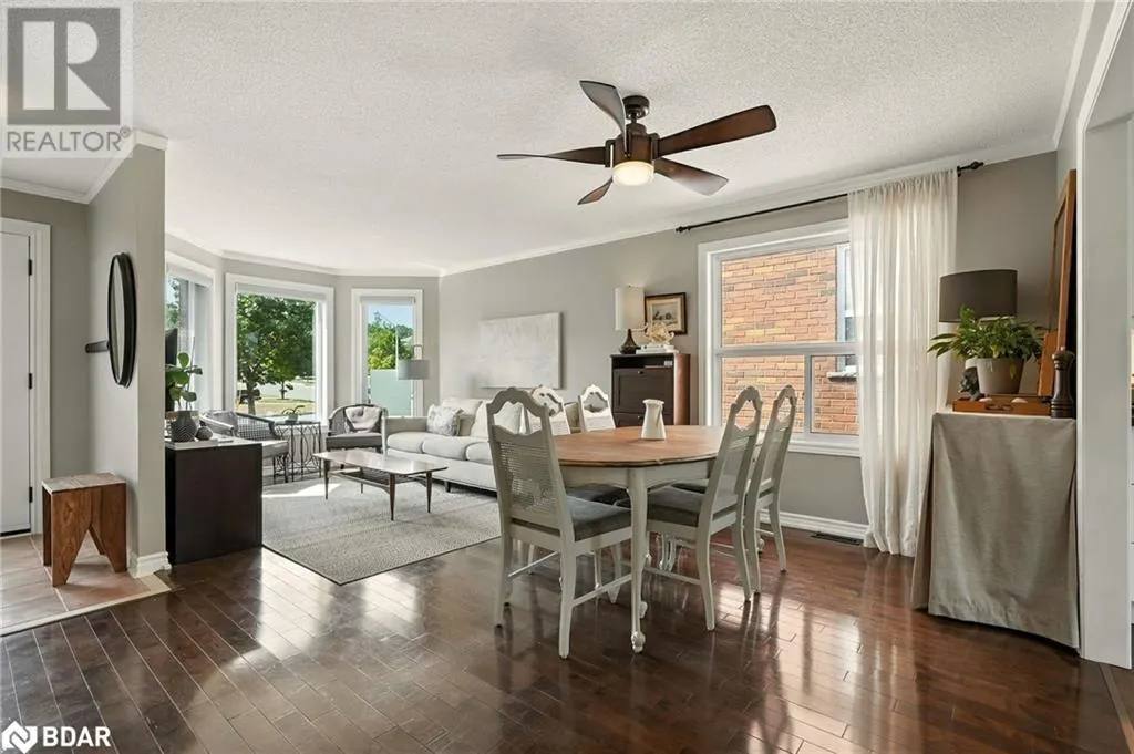 12 DUNNETT Drive