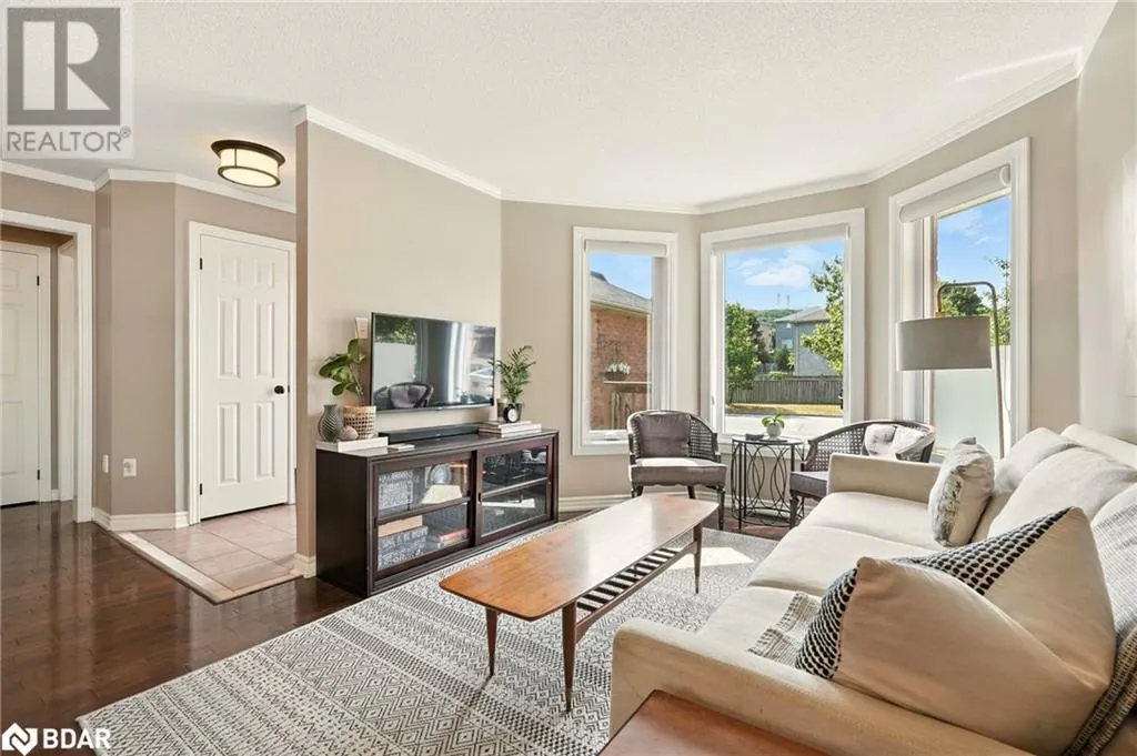 12 DUNNETT Drive