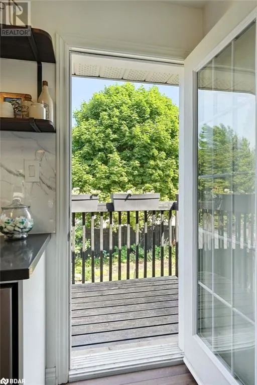 12 DUNNETT Drive