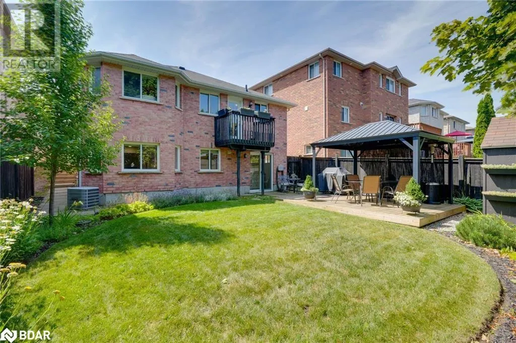12 DUNNETT Drive
