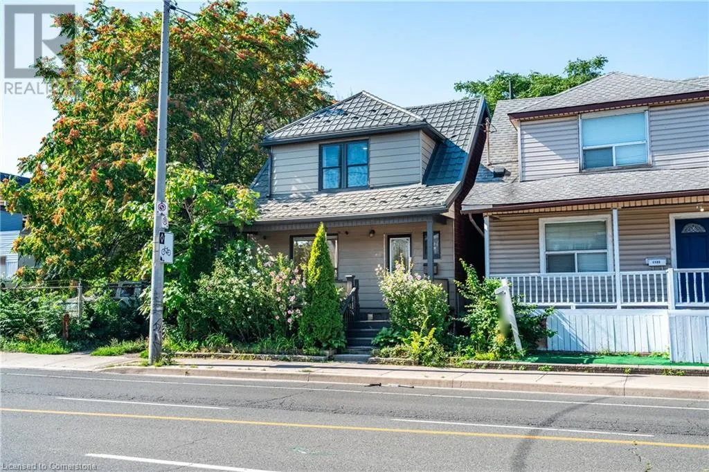 1124 CANNON Street E
