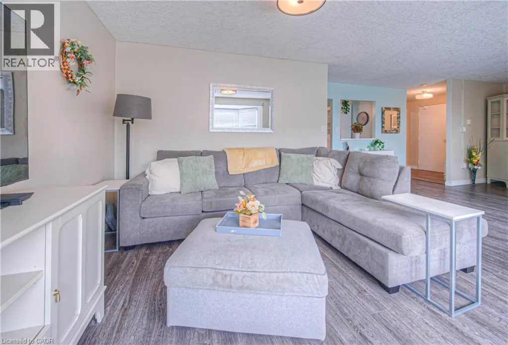 50 GIBSON Street Unit# 301, #301