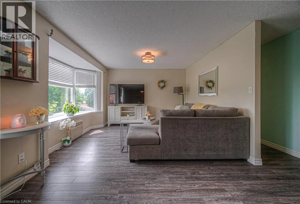50 GIBSON Street Unit# 301, #301