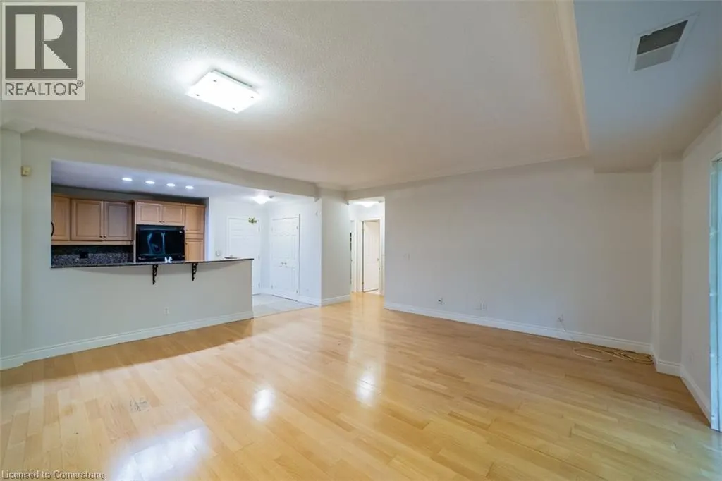 5188 LAKESHORE Road Unit# 104, #104