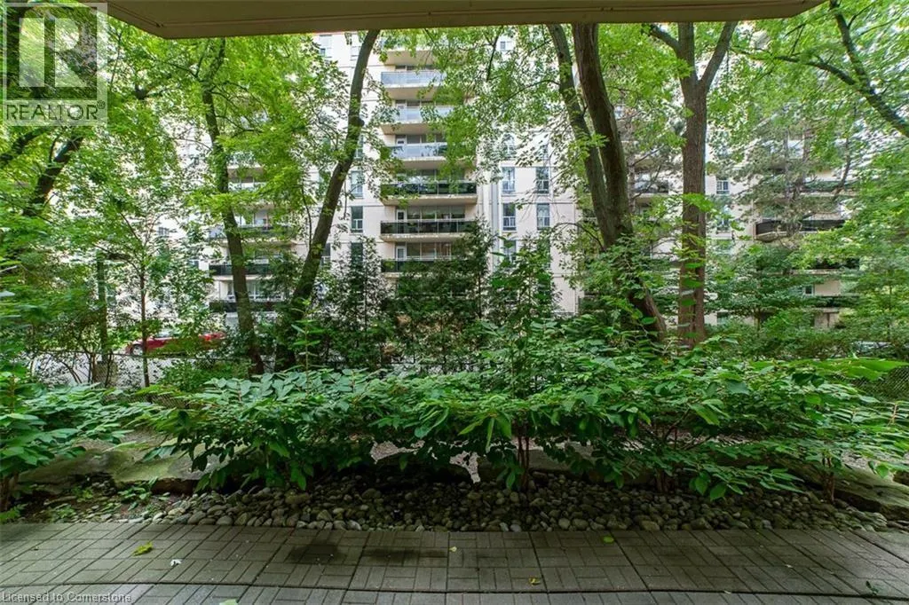 5188 LAKESHORE Road Unit# 104, #104