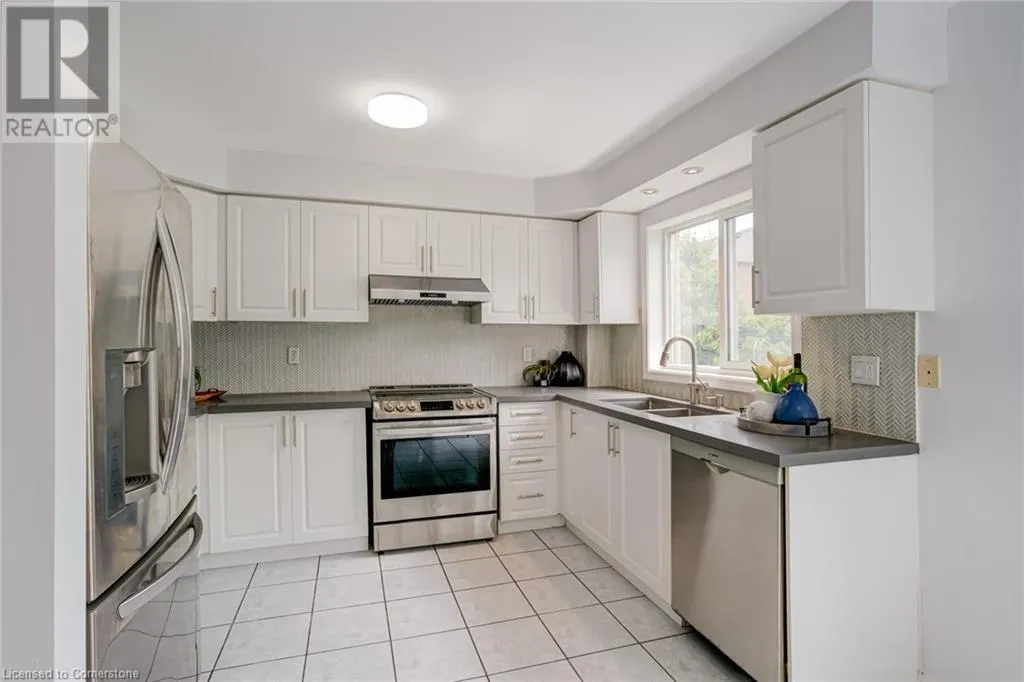 80 ACORN Place Unit# 49, #49