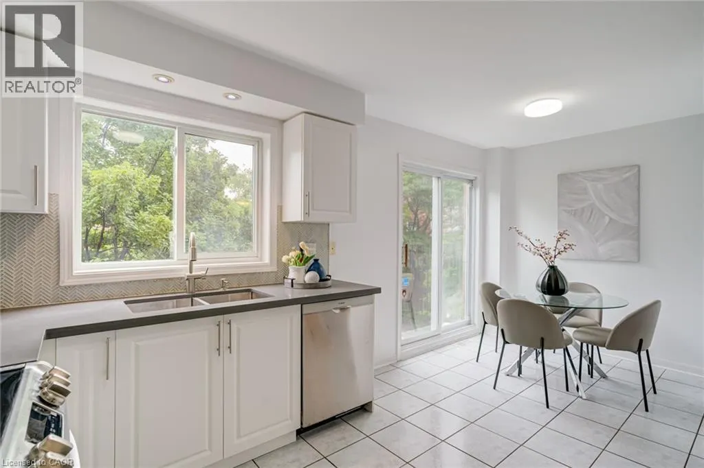 80 ACORN Place Unit# 49, #49