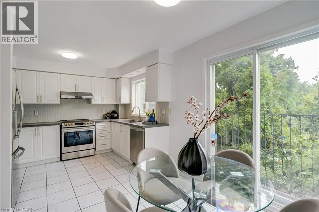 80 ACORN Place Unit# 49, #49