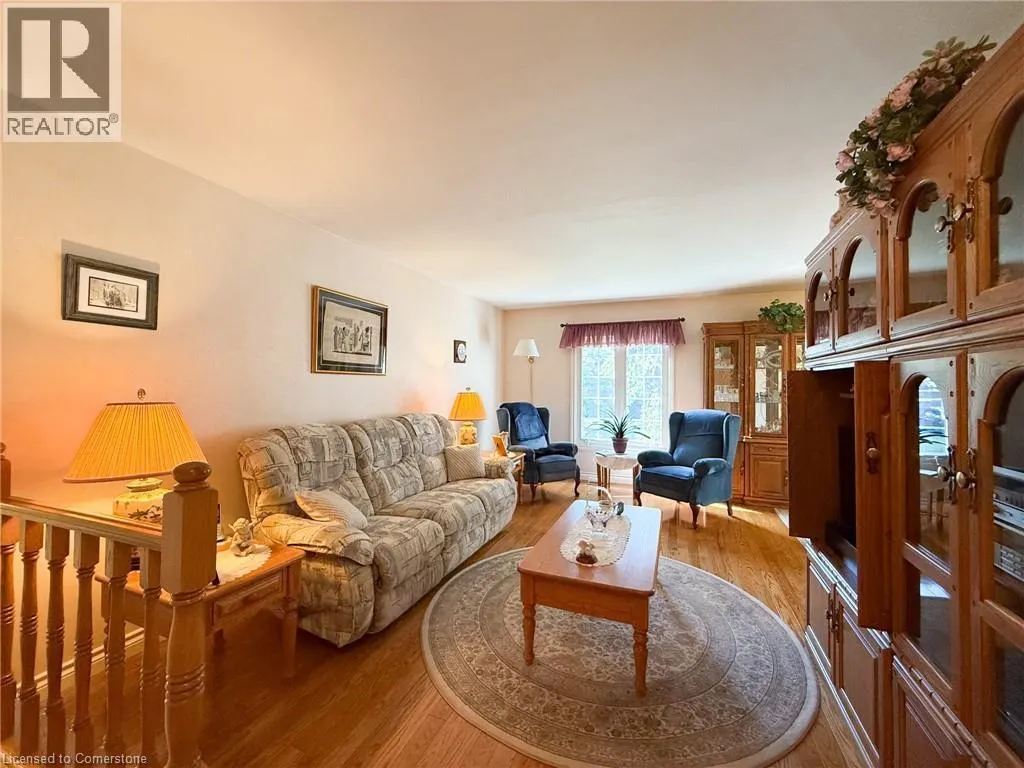 115 LYNNDALE Road