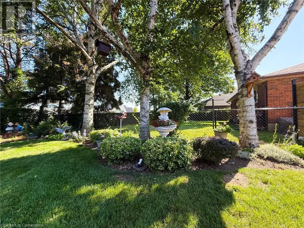 115 LYNNDALE Road
