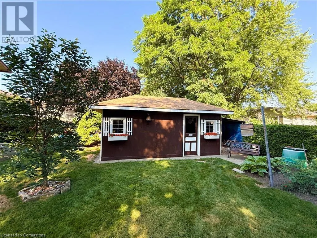 115 LYNNDALE Road