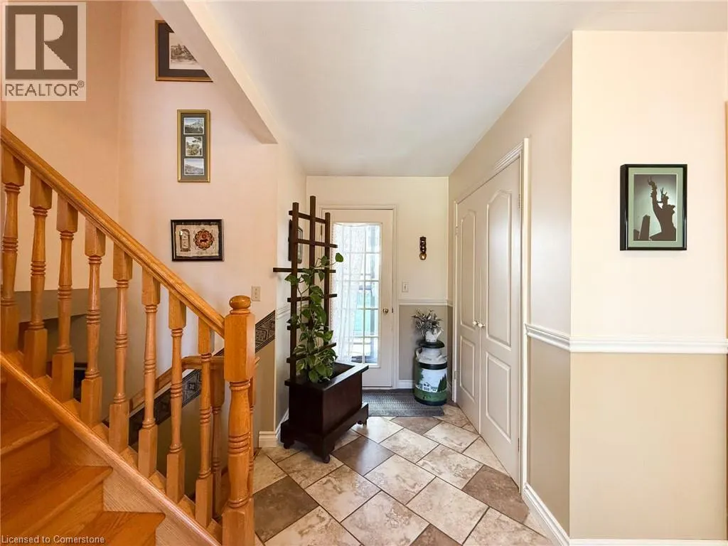 115 LYNNDALE Road