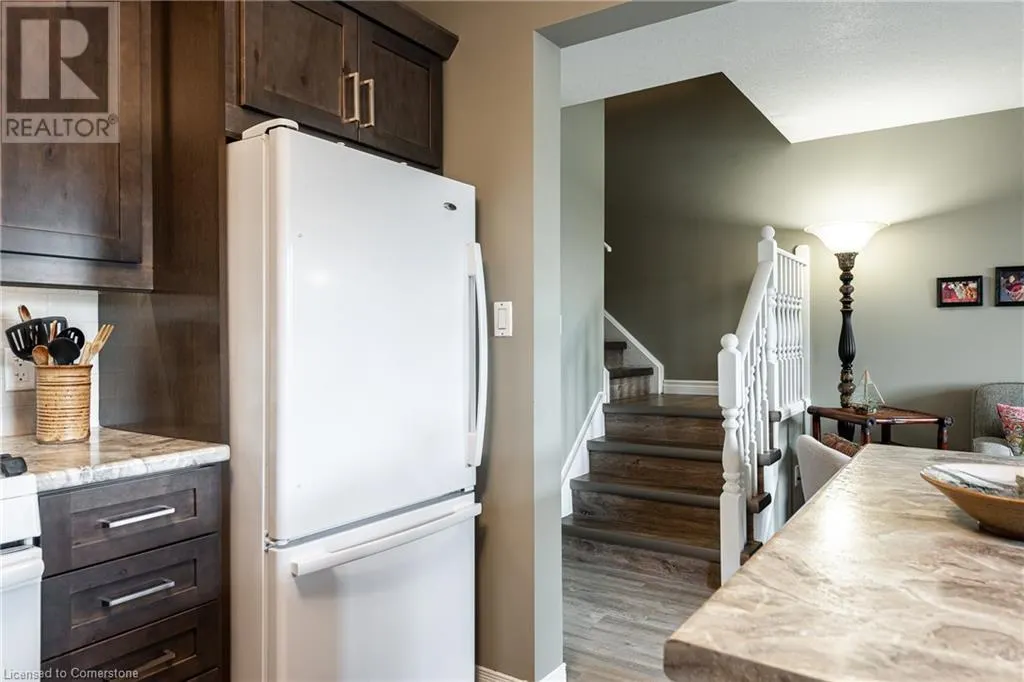 110 ATHLONE Crescent