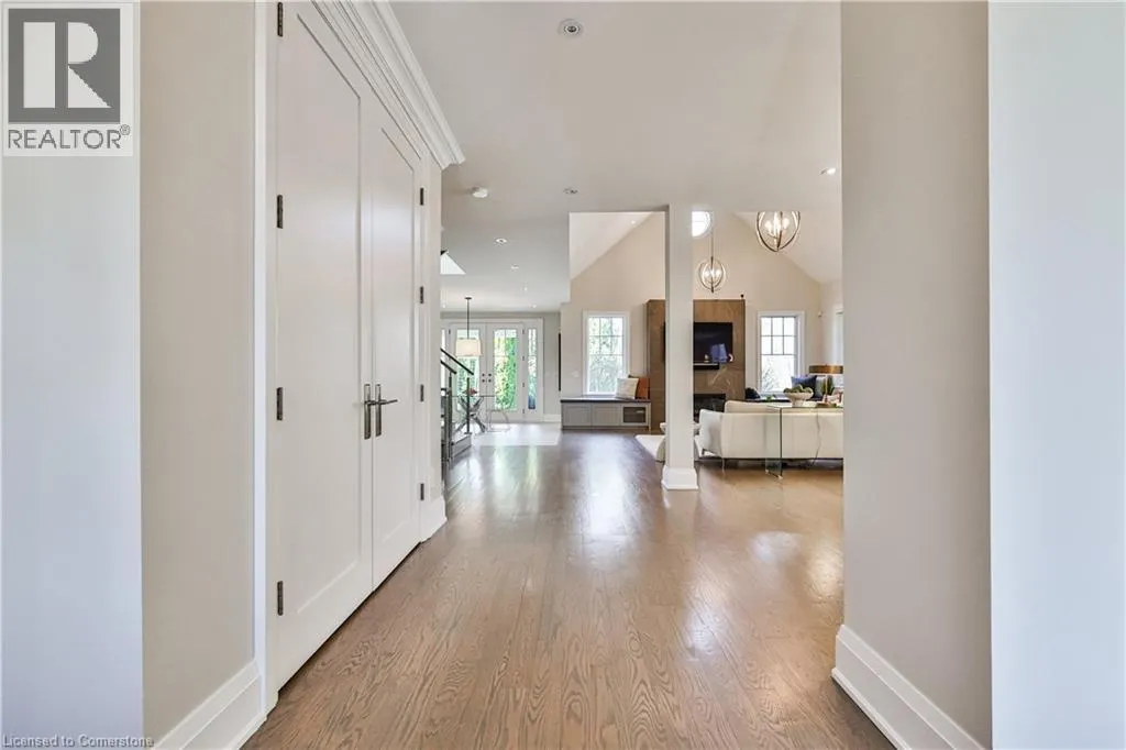 283 JENNINGS Crescent