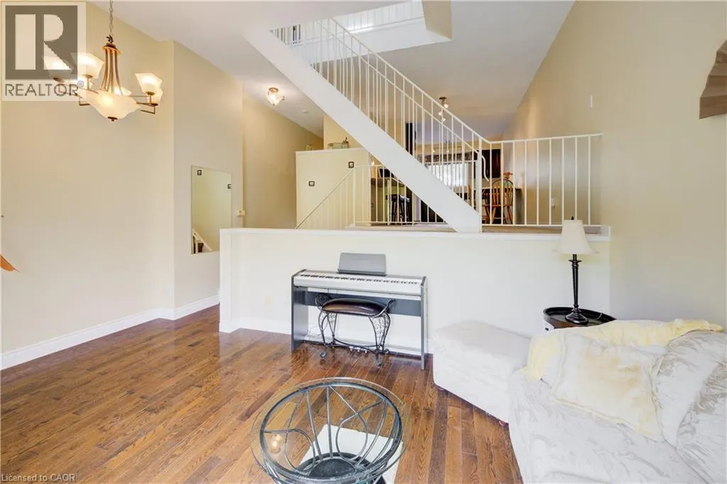 589 BEECHWOOD Drive Unit# 26, #26