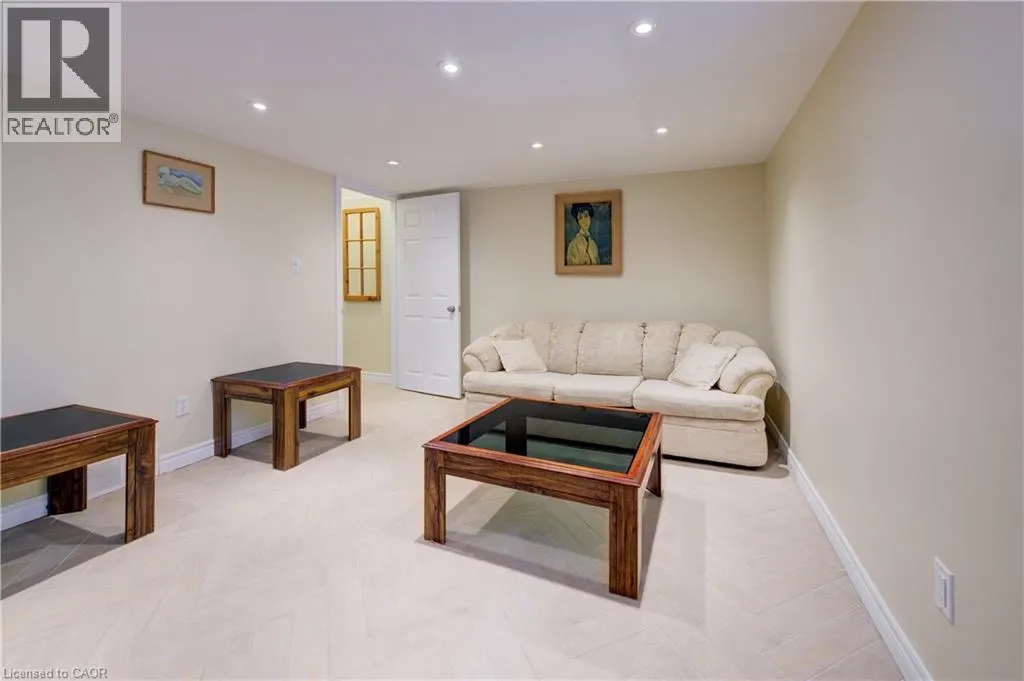 589 BEECHWOOD Drive Unit# 26, #26