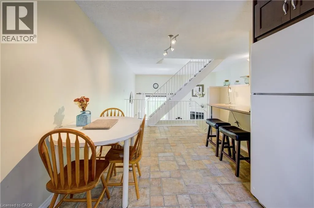589 BEECHWOOD Drive Unit# 26, #26