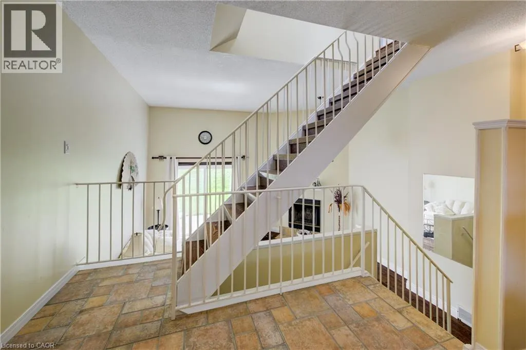 589 BEECHWOOD Drive Unit# 26, #26