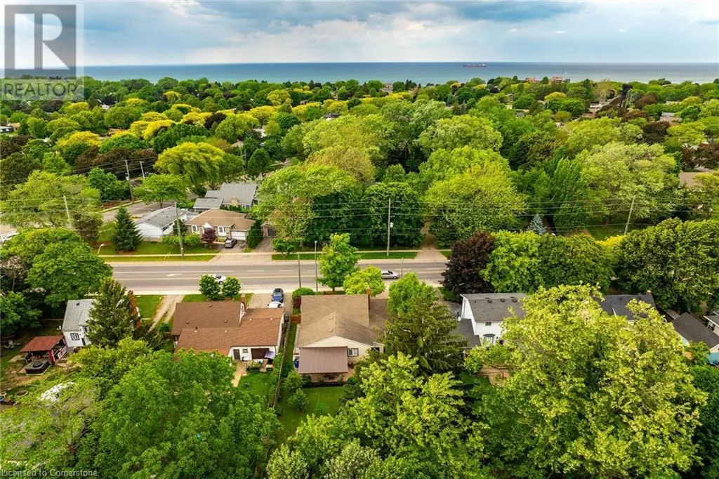 148 LAKESHORE Road