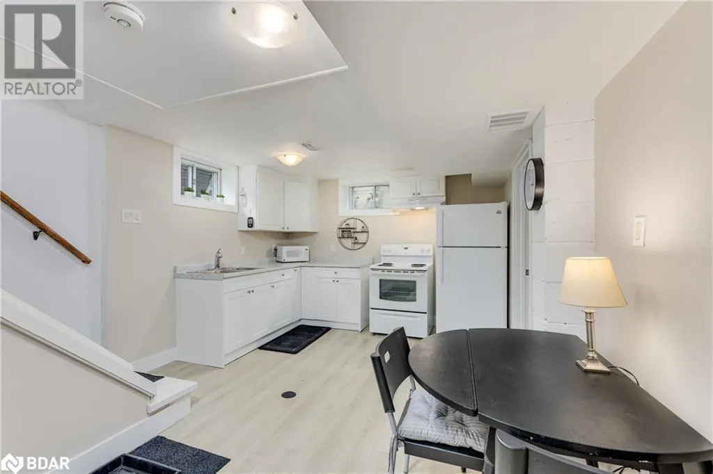 6 DAVIDSON Street