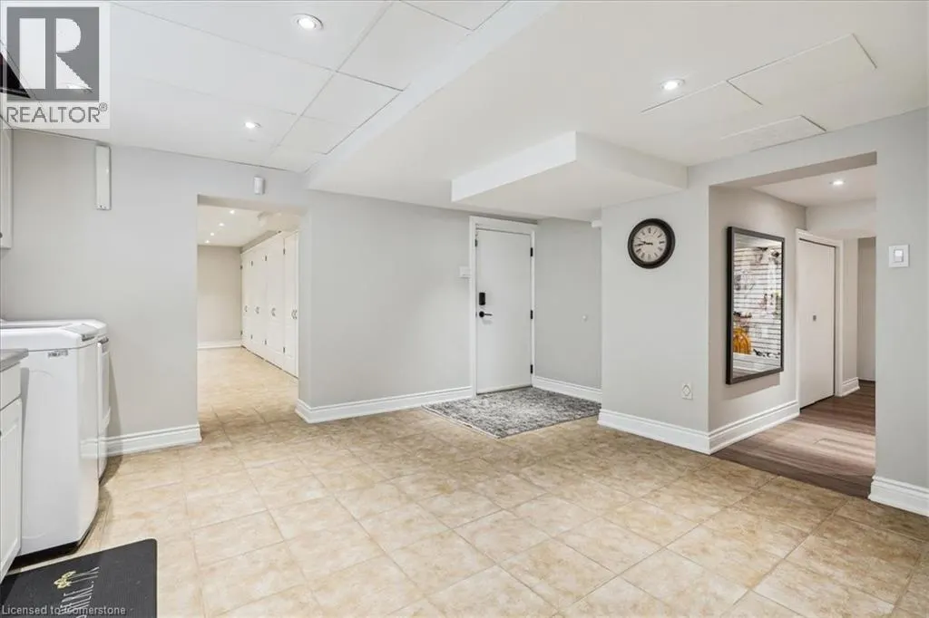 10 AZALEA Court