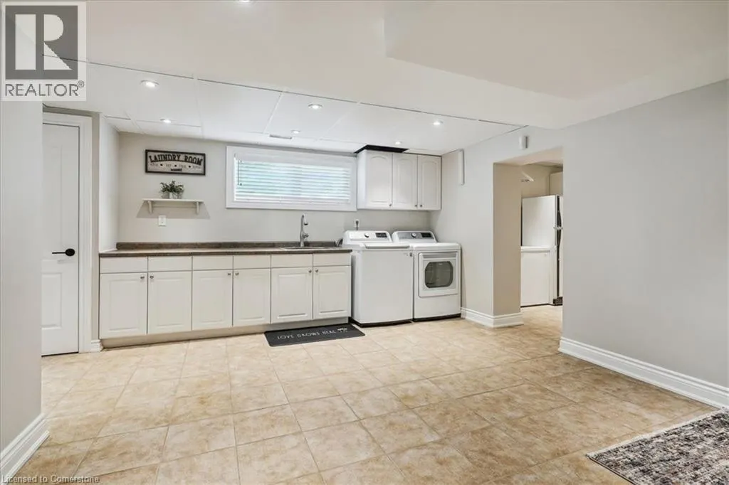 10 AZALEA Court