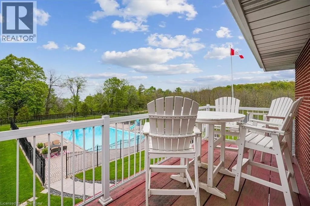 10 AZALEA Court