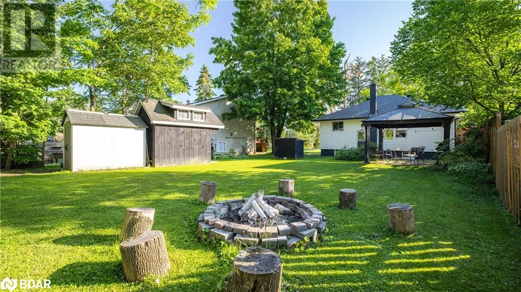 47 LAKESHORE Road W