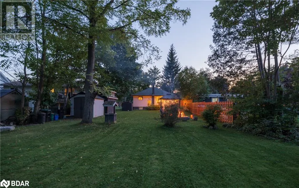 47 LAKESHORE Road W
