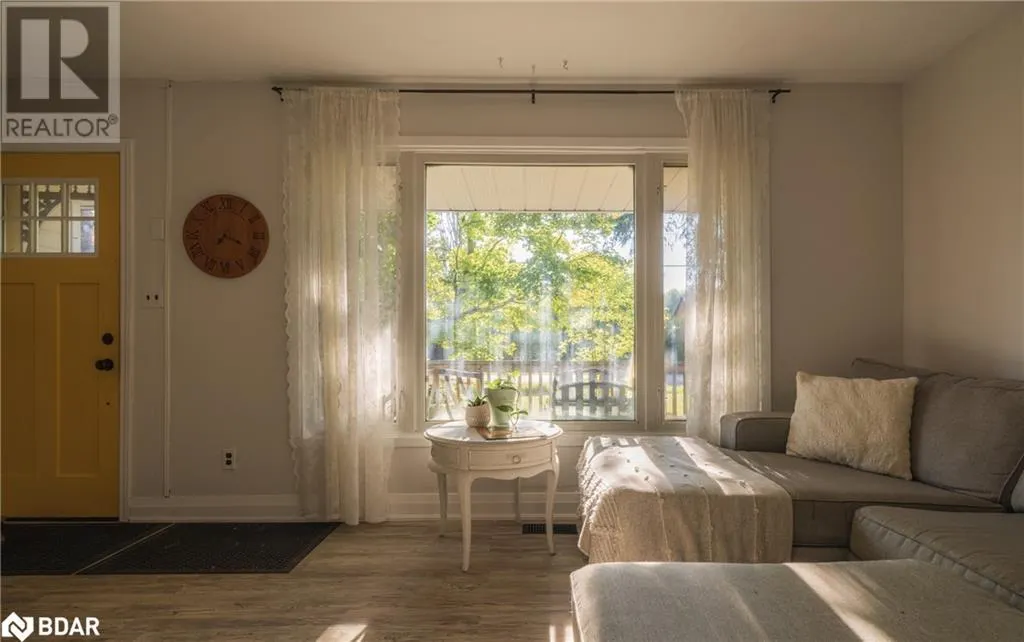 47 LAKESHORE Road W