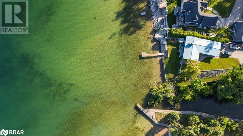 47 LAKESHORE Road W