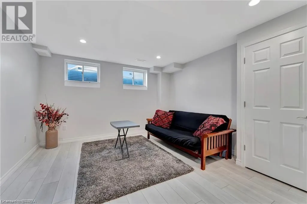 6 TARRISON Street