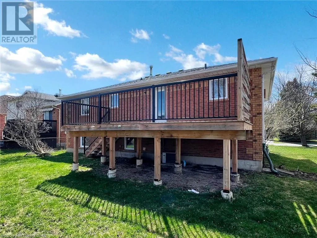 35 INNISBROOK Drive