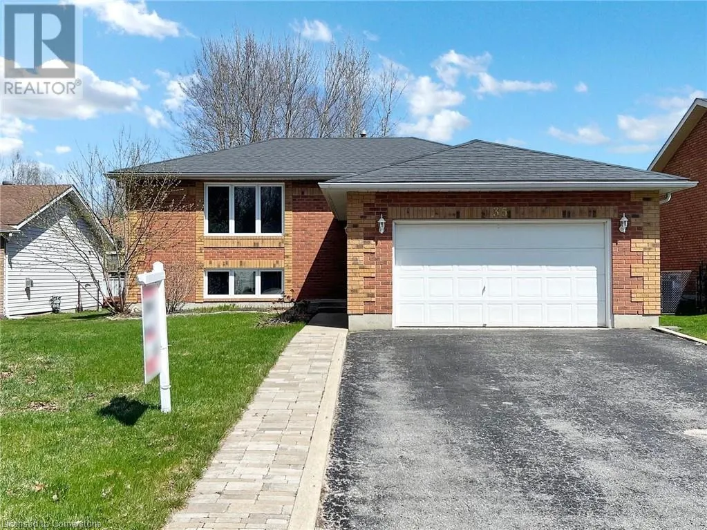 35 INNISBROOK Drive